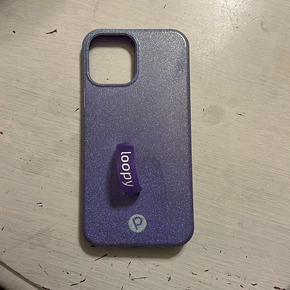iPhone 14 Plus loopy case